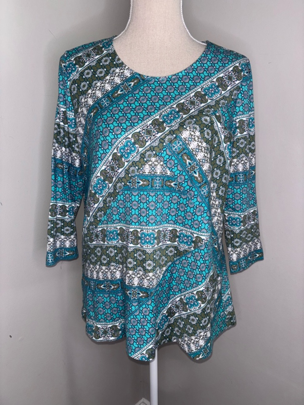 Kim Rogers green scarf print patchwork 3/4 sleeves tee shirt size Medium Petite